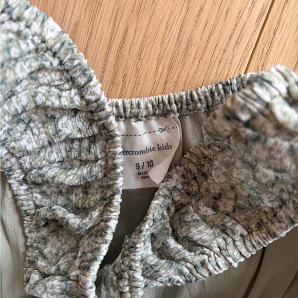 Abercrombie Kids Bundle of dresses - Picture 6 of 9